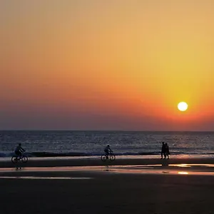 Atico Parque Kotinoussa Cadiz